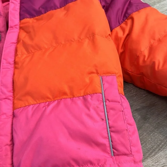 Hanna Andersson reversible kids winter puffer down jacket solid pink/stripe 10